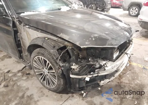 2018 BMW 530E xDrive Iperformance z USA, uszkodzony, nr VIN WBAJB1C56JB085019